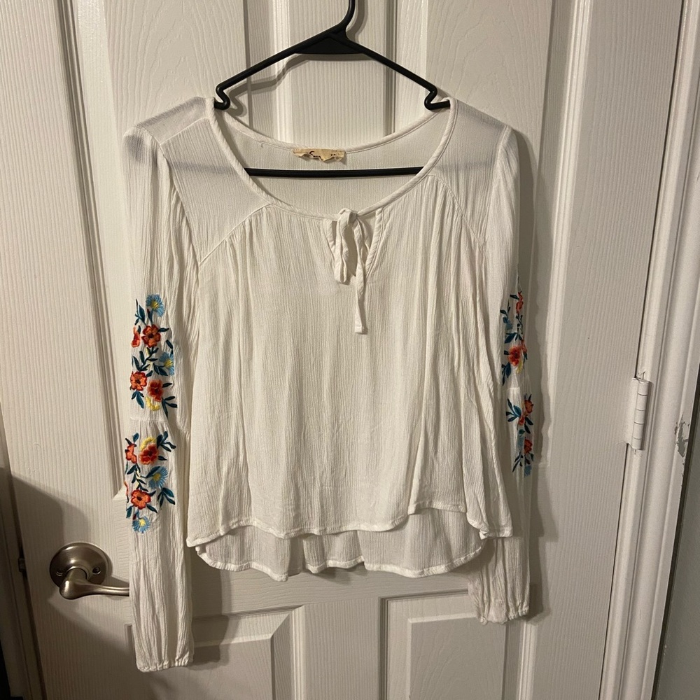 White Hollister Top